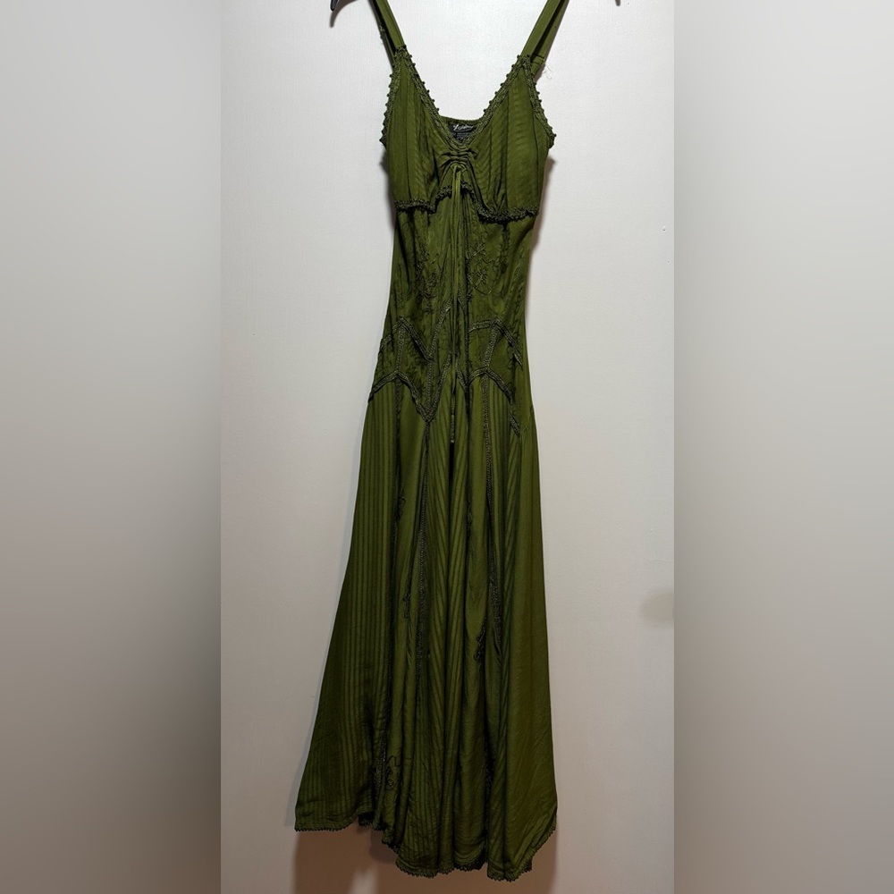 Elegant Green Evening Gown
